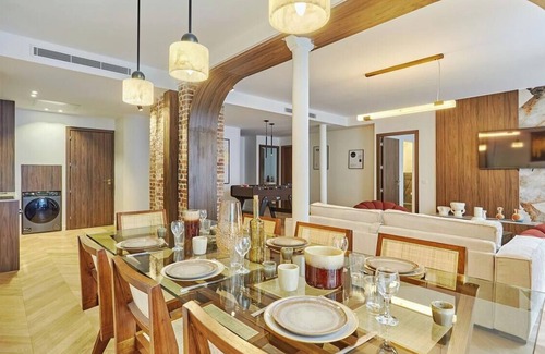 Bonne-Nouvelle Apartment | A PERFECT BASE TO EXPLORE ALL THE MAGIC OF PARIS - LOUVRE, PALAIS ROYAL & MORE