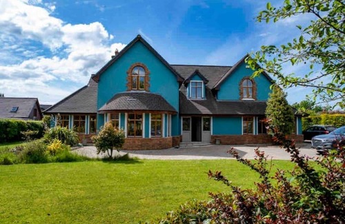 Clogherbrien House | “A Perfect Fit” *Golfer’s *Hiker’s *Biker’s