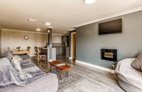 Crimdon Cottage | A quirky pod with one double and shower room.