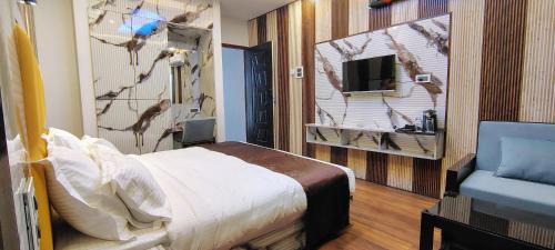 Srinagar House | A R villa and cottage