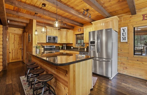 Pine Cabin | A real log cabin in the pines!