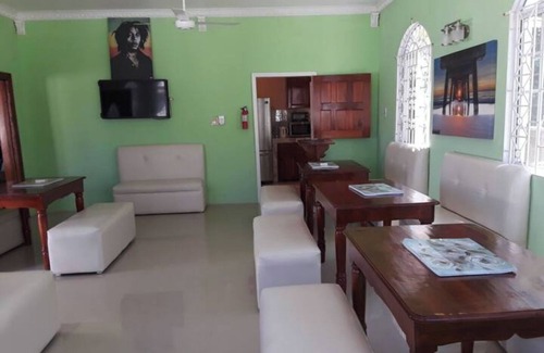 West End House | A Rooftop View, Comfort & Event-Ready Spaces - #01 - 11