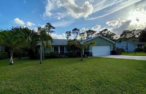 Lakewood Park House | A tranquil oasis on Florida’s Treasure Coast with pool