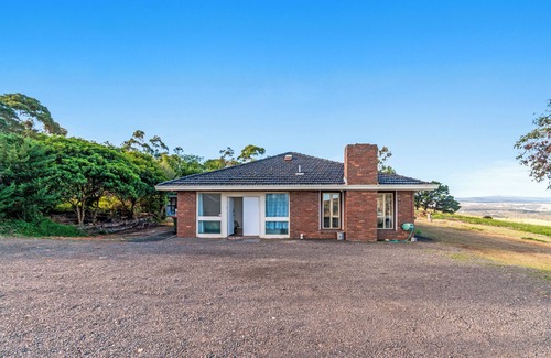 Darley House | A Tranquil Retreat with Breath-taking Views