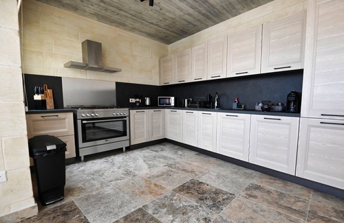 Ta' Għammar Other | A Unique and Charming Farmhouse with Heated Pool.