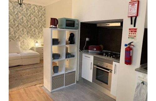 Sintra House | A very nice house with a patio! A very nice house with a patio!