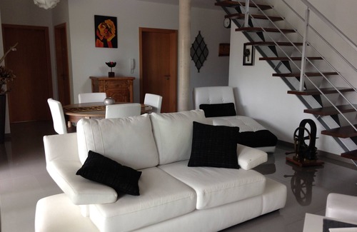 Cantanhede House | A villa in Portugal between sea and mountain to discover without hesitation