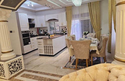 Kampala Villa | A warm 4 bedroom home, Nestled in the heart of serene quiet away from the city.