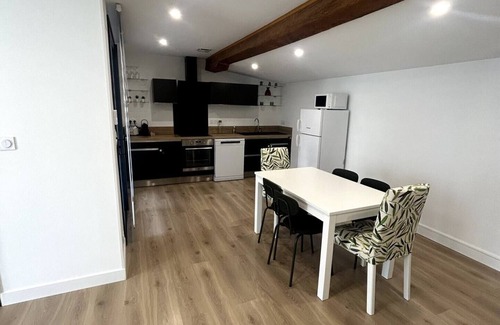 Mirepoix Apartment | A warm cocoon in the heart of Mirepoix