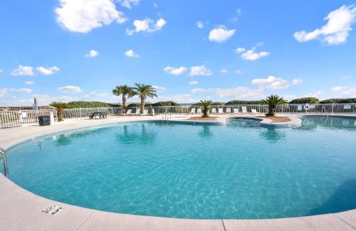 Fort Morgan Apartment | A Wave From it All Beach Resort