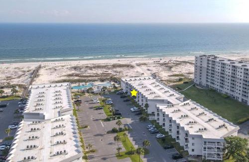 Fort Morgan Apartment | A Wave From it All Beach Resort