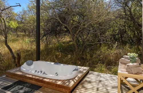 Brits Apartment | A week full of adventure awaits at this at this beautiful wildlife reserve!nn