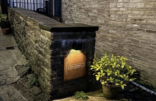 High Peak Apartment | A Wow Suite within a 16thC listed building