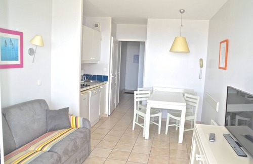 Chateau-d'Olonne Apartment | -A006 apartment-