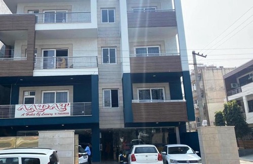 Gurugram House | Aadat Residency