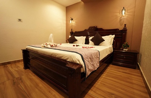 Palayankottai Bed & Breakfast | AAR Royal Residency - Palmyra