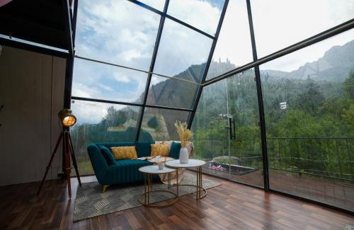 Manali Resort | Aayna Stays