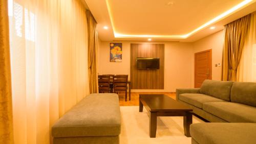 Kagio Hotel | Abai Lodges & Spa