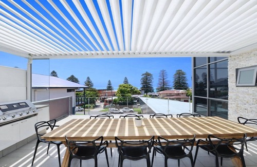 Avoca Beach House | Aboard Avoca - Footsteps from the Sand