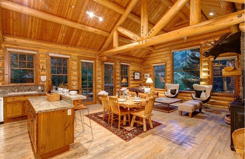 Teton Village Cabin | Abode at Moosehead Cabin | 2 Minute Walk to Teton Village!