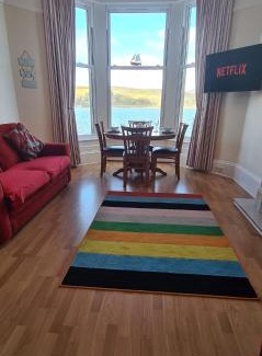 Port Bannatyne Apartment | Above The Bay