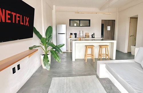 Santa Maria Apartment | AC Bedroom Daily Clean Pool Reliable Wi-Fi