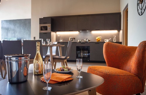 Eclose-Ouest Condo | Accès direct aux pistes | Chic T5 avec sauna privé