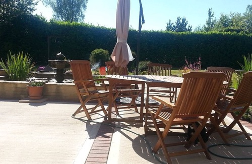 Corfe Mullen House | Accessible Holiday Let In Secluded Location