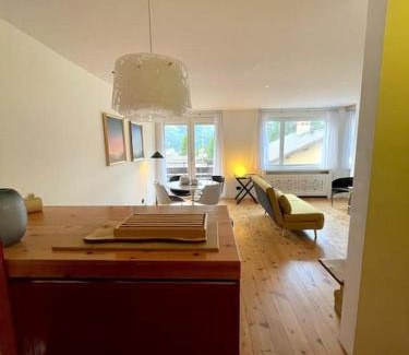 St. Moritz Apartment | Accogliente bilocale in centro