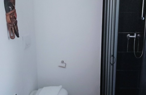 Chiesiola House | Accogliente Camera con Grande Terrazzo. Animali Domestici Ammessi