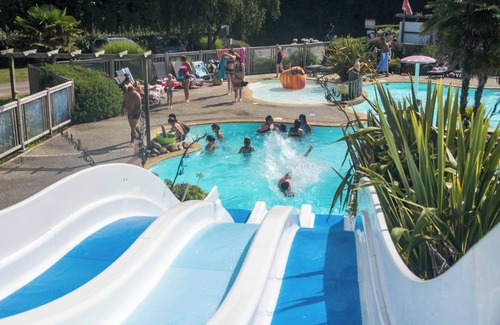 Nevez Apartment | Accommodation with swimming pool close to sandy beaches and hiking trails.