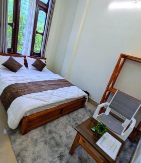 Bomdila House | Accomoon hillside homes