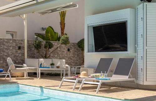 Pernera Villa | Accomoteleia Crystal Lagoon Villa
