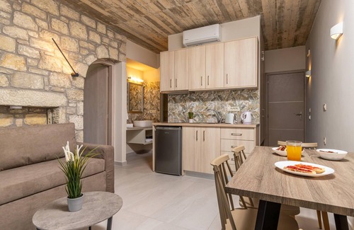 Kolymvari House | Achatis Apartments with sea view