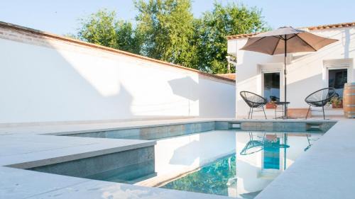 Province of Toledo House | Acogedora casa de invitados con piscina compartida