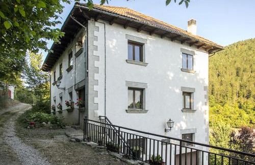Ochagavia House | Acogedora casa rural a los pies de la Selva Irati