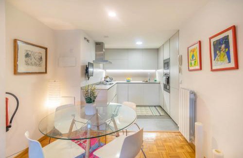 Mendillorri Apartment | Acogedora habitación en apartamento con terraza