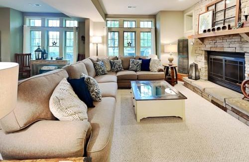 Oakland House | Acorn Cottage