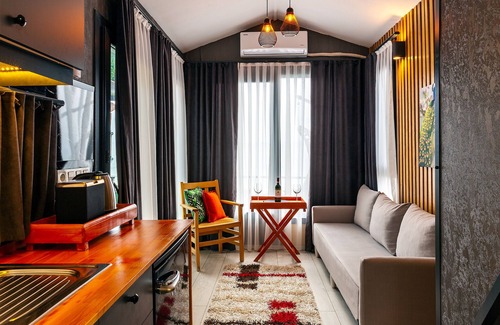 Kucukkuyu Hotel | Ada Tiny House