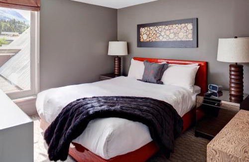 Whistler Village Hotel | Adara Hotel