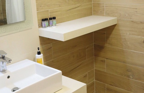 Adele Hotel | ADEL PARADISE