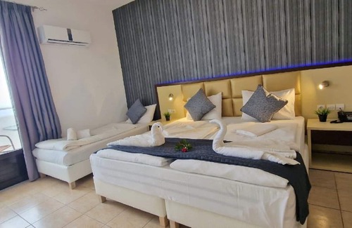 Adele Hotel | ADEL PARADISE