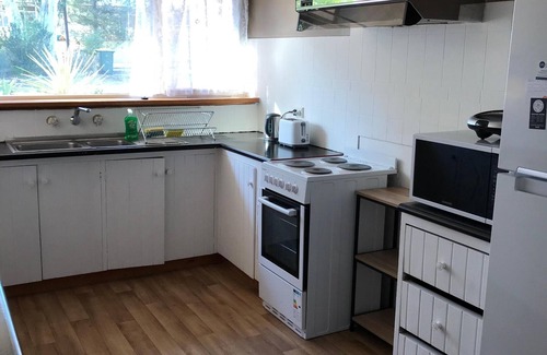 Highbury House | Adelaide City Getaway, views of hills- Enjoy entire house with Pinewood bedrooms