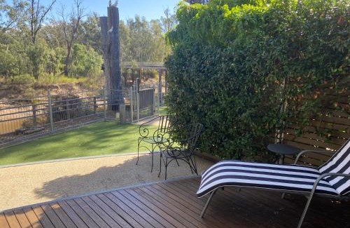 Echuca Apartment | Adelphi Apartments 3 or 3A - Downstairs 2 Bedroom or Upstairs King Studio with Balcony
