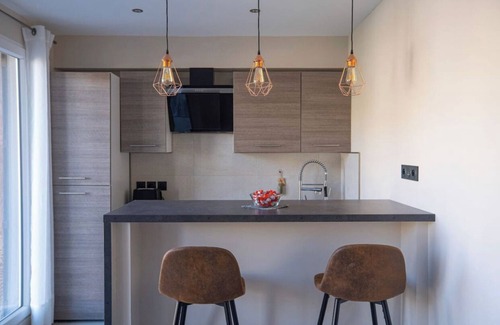 7th Arrondissement Apartment | Admirez Notre-dame de la Garde Roucas mer T3 Luxe