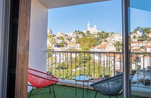 7th Arrondissement Apartment | Admirez Notre-dame de la Garde Roucas mer T3 Luxe
