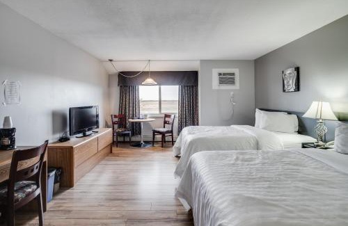 Martensville Hotel | Adobe Inn