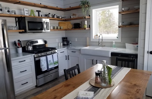 Margaree Valley Cottage | Adonai Cozy Cottage 5 retreat w/mountain views, 10 min from Cabot Trail