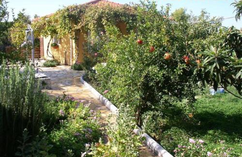 Menegata House | Adonino Residence-The House of Pomegranates