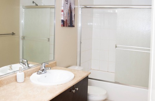 Yorkson Apartment | Adorable 3 Bedroom Suite in Langley